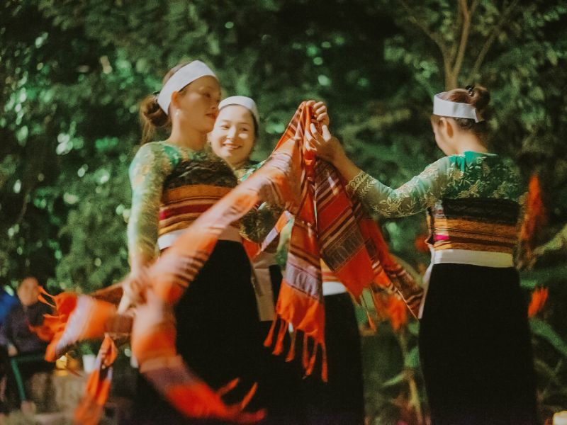 Múa Thái Mai Châu - trải nghiệm văn hóa đặc biệt | Avana Retreat